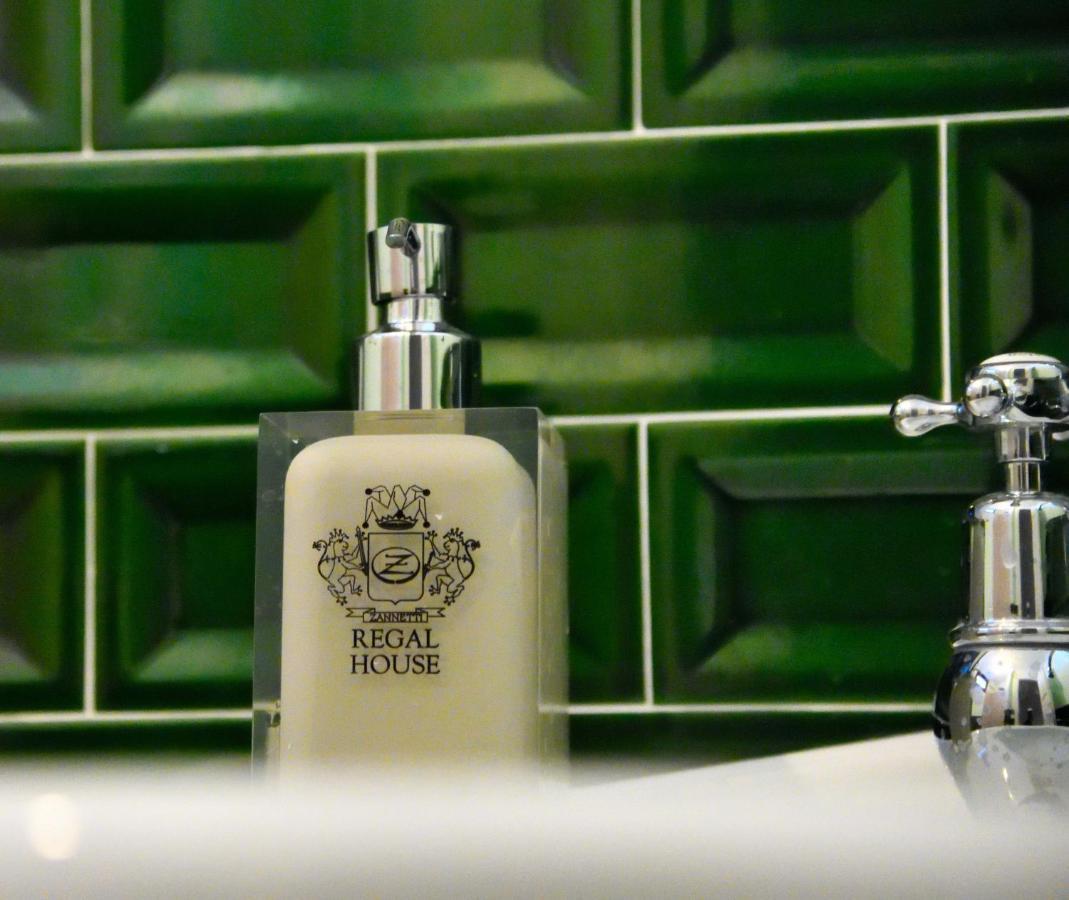Regal House Roma Capucci 6 Hotell Eksteriør bilde