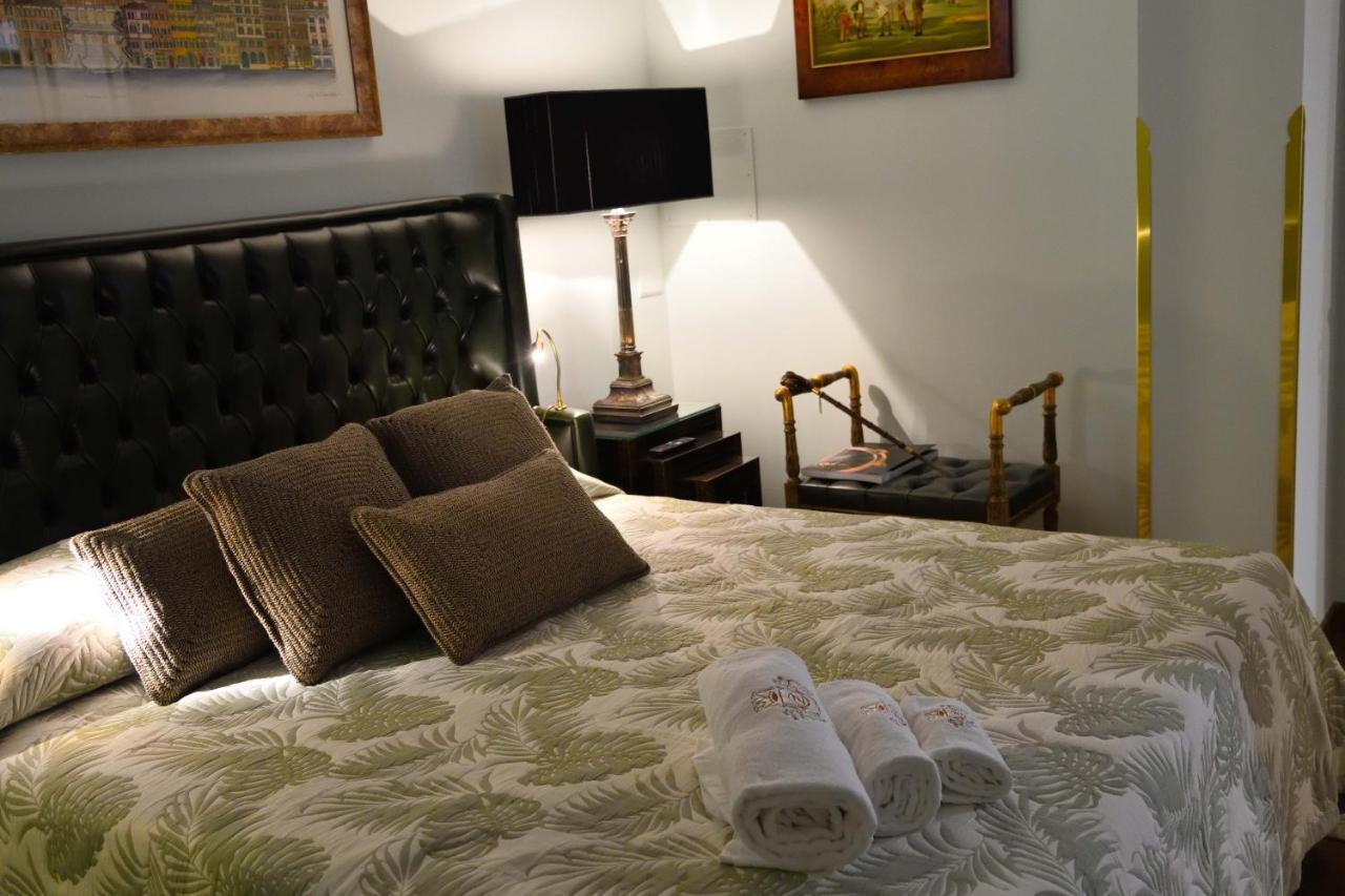Regal House Roma Capucci 6 Hotell Eksteriør bilde